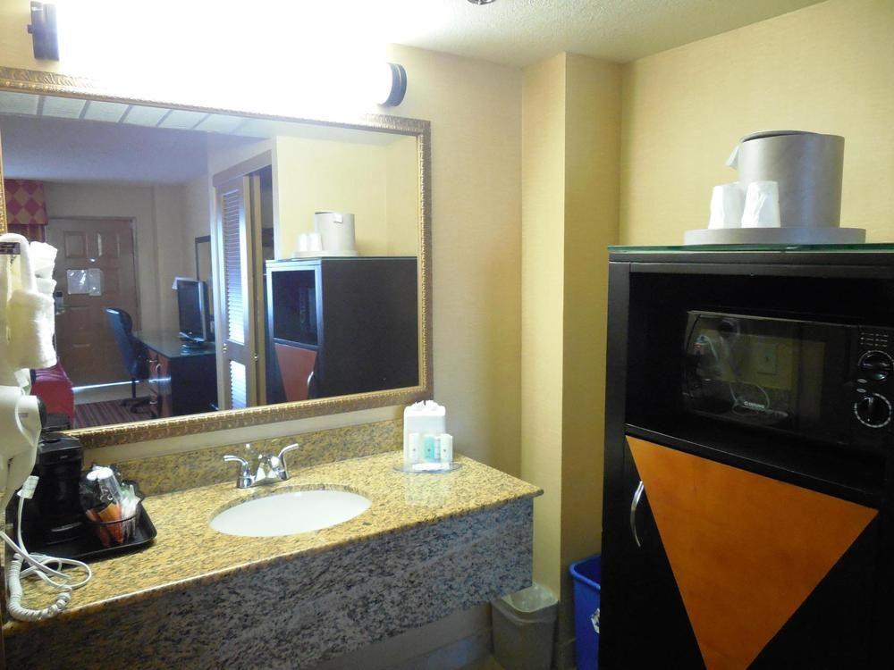 Ramada By Wyndham San Diego National City Luaran gambar