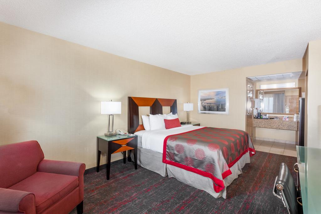 Ramada By Wyndham San Diego National City Luaran gambar